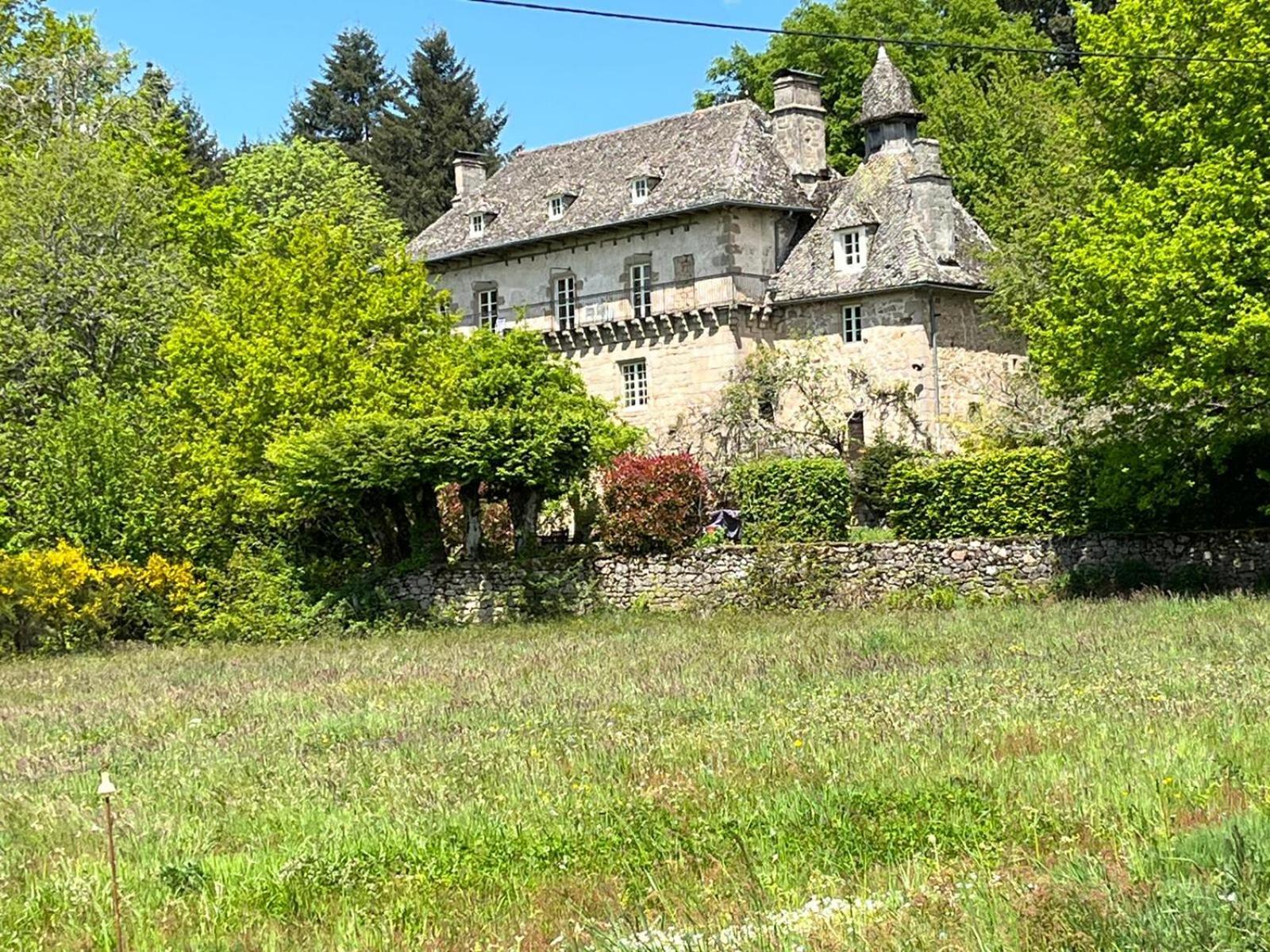 Gites Chateau Le Bois Saint-Julien-aux-Bois Bagian luar foto